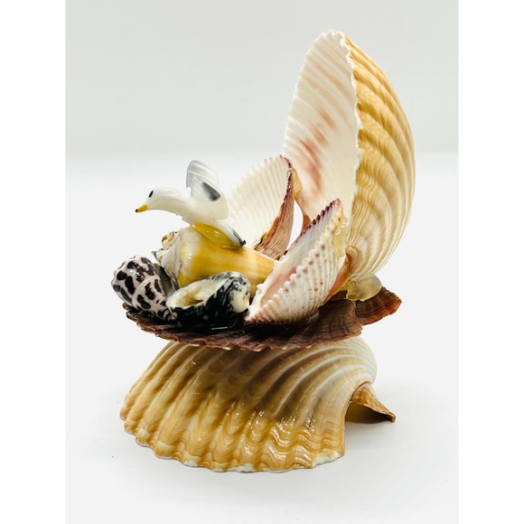 Seashell Figurine w Carved Seagull Vintage Handmade Folk Art 70-80's Cottagecore - Picture 8 of 11